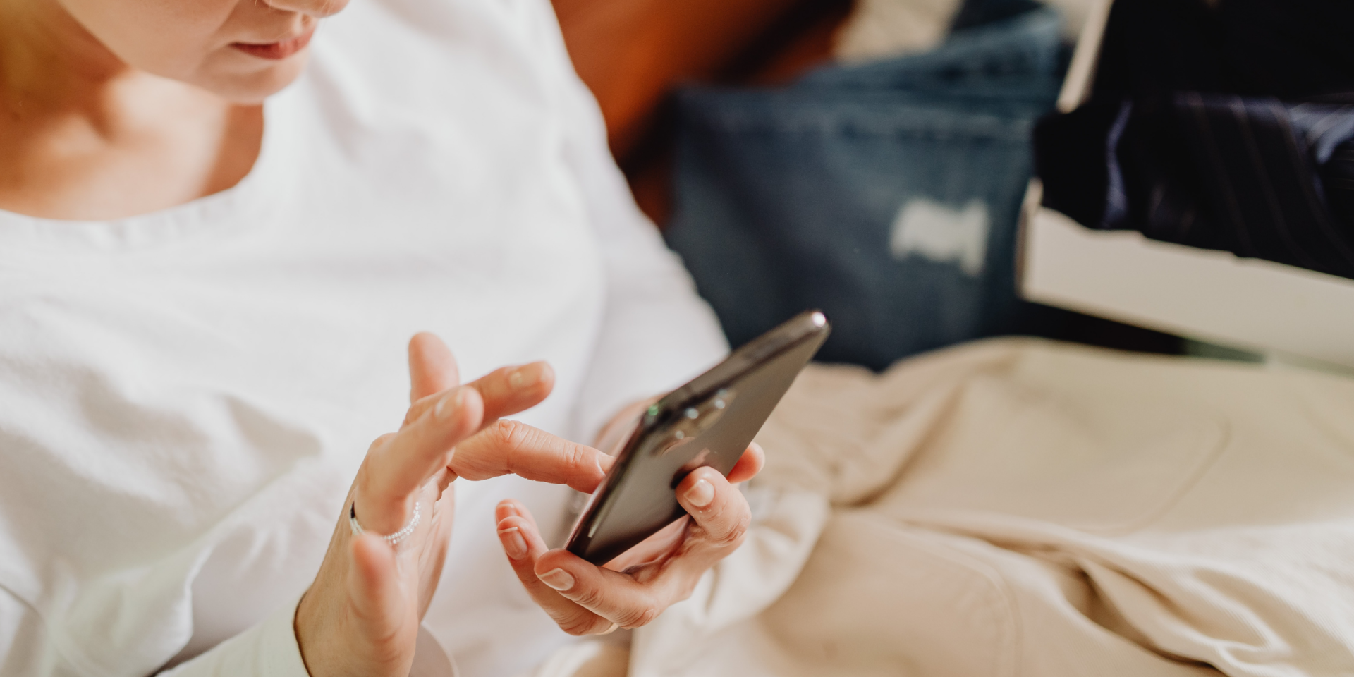 Telefono Azzurro Mobile Apps 19696 and 116000: Your safety, our priority